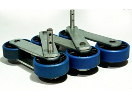 阿坝自动扶梯梯级链总成